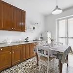 Casa Grace - Casa Al Mare شقة